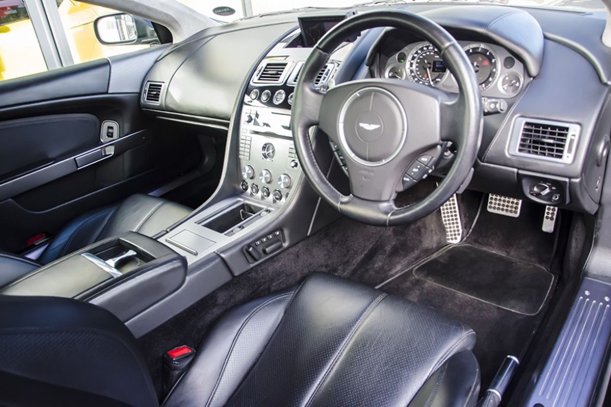 ASTON MARTIN DB9 COUPE V12 Touchtronic Auto