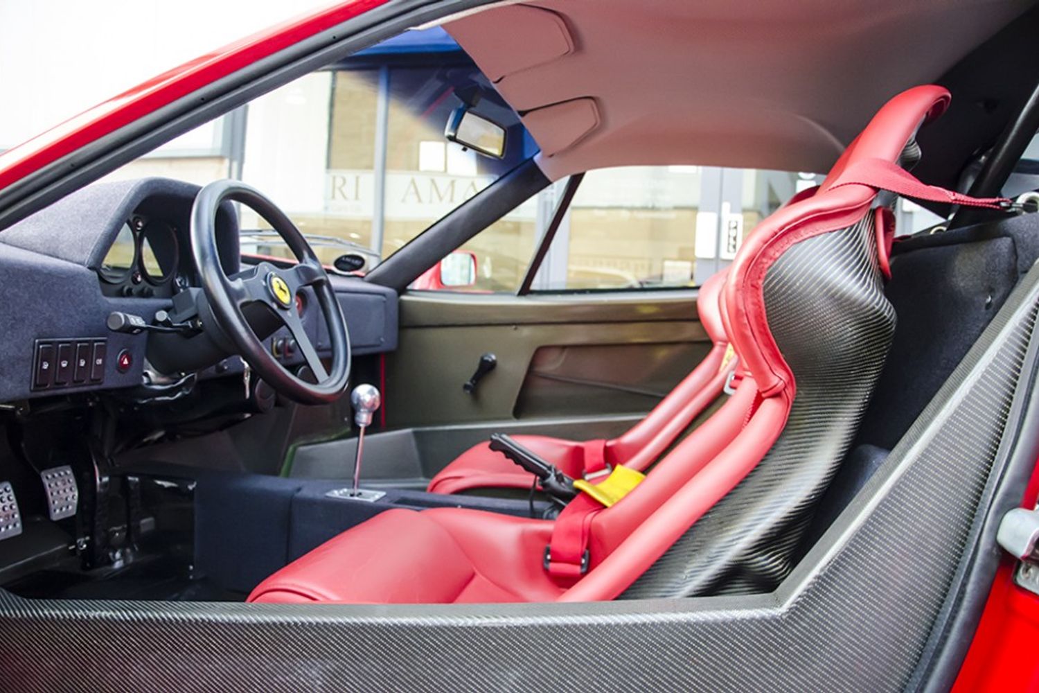 FERRARI F40 COUPE 2dr