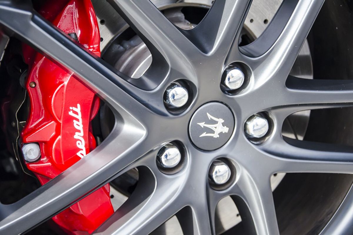 MASERATI GRANCABRIO CONVERTIBLE V8 MC MC Shift