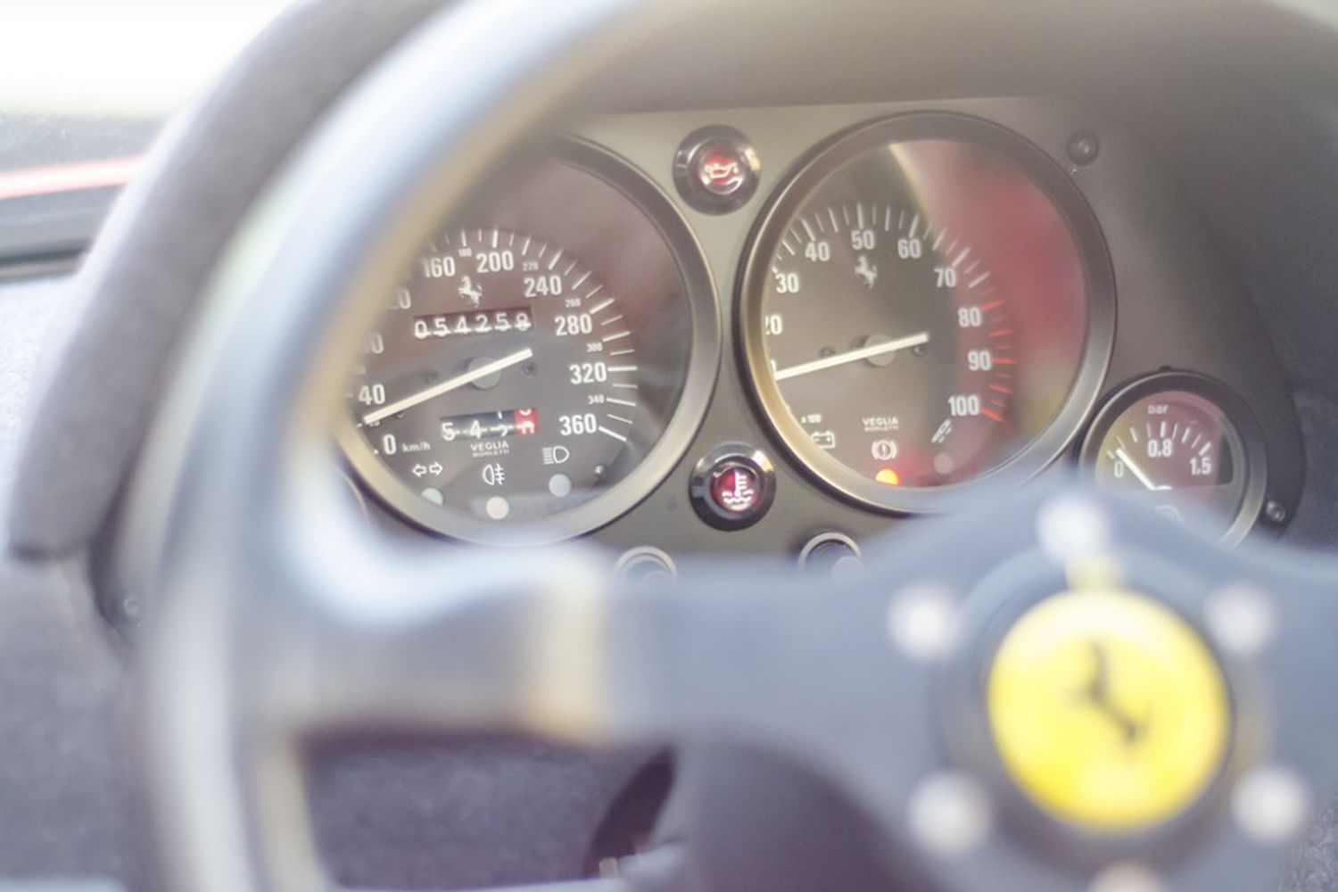 FERRARI F40 COUPE 2dr