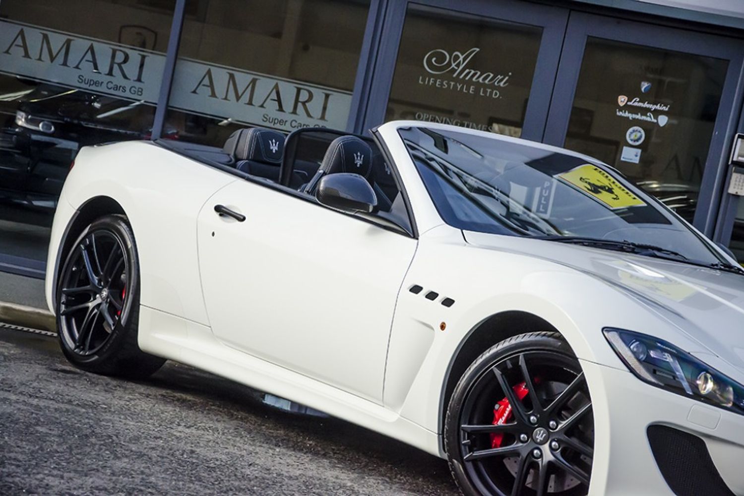 MASERATI GRANCABRIO CONVERTIBLE V8 MC MC Shift