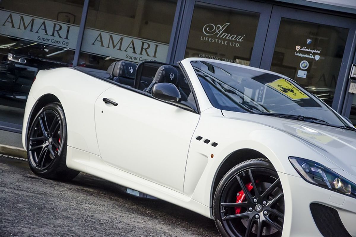 MASERATI GRANCABRIO CONVERTIBLE V8 MC MC Shift