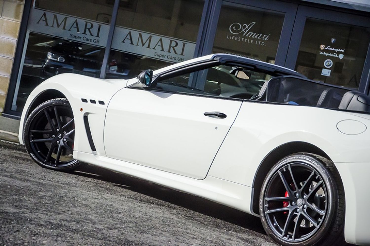 MASERATI GRANCABRIO CONVERTIBLE V8 MC MC Shift