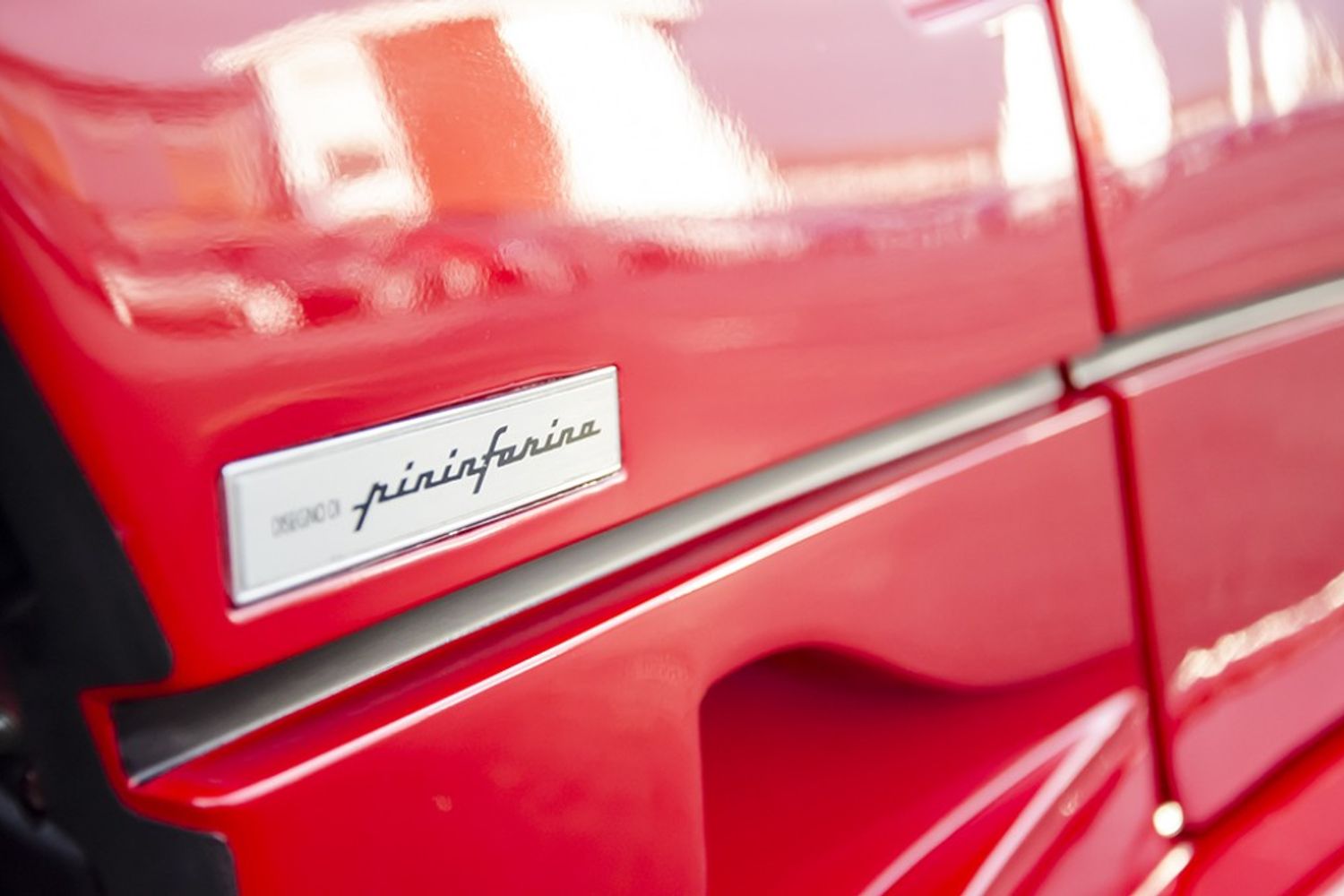 FERRARI F40 COUPE 2dr