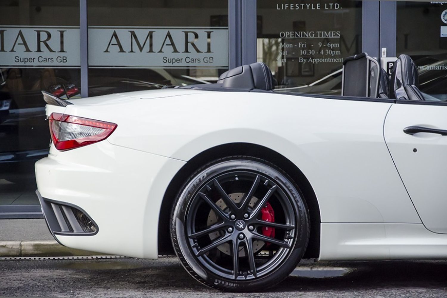 MASERATI GRANCABRIO CONVERTIBLE V8 MC MC Shift
