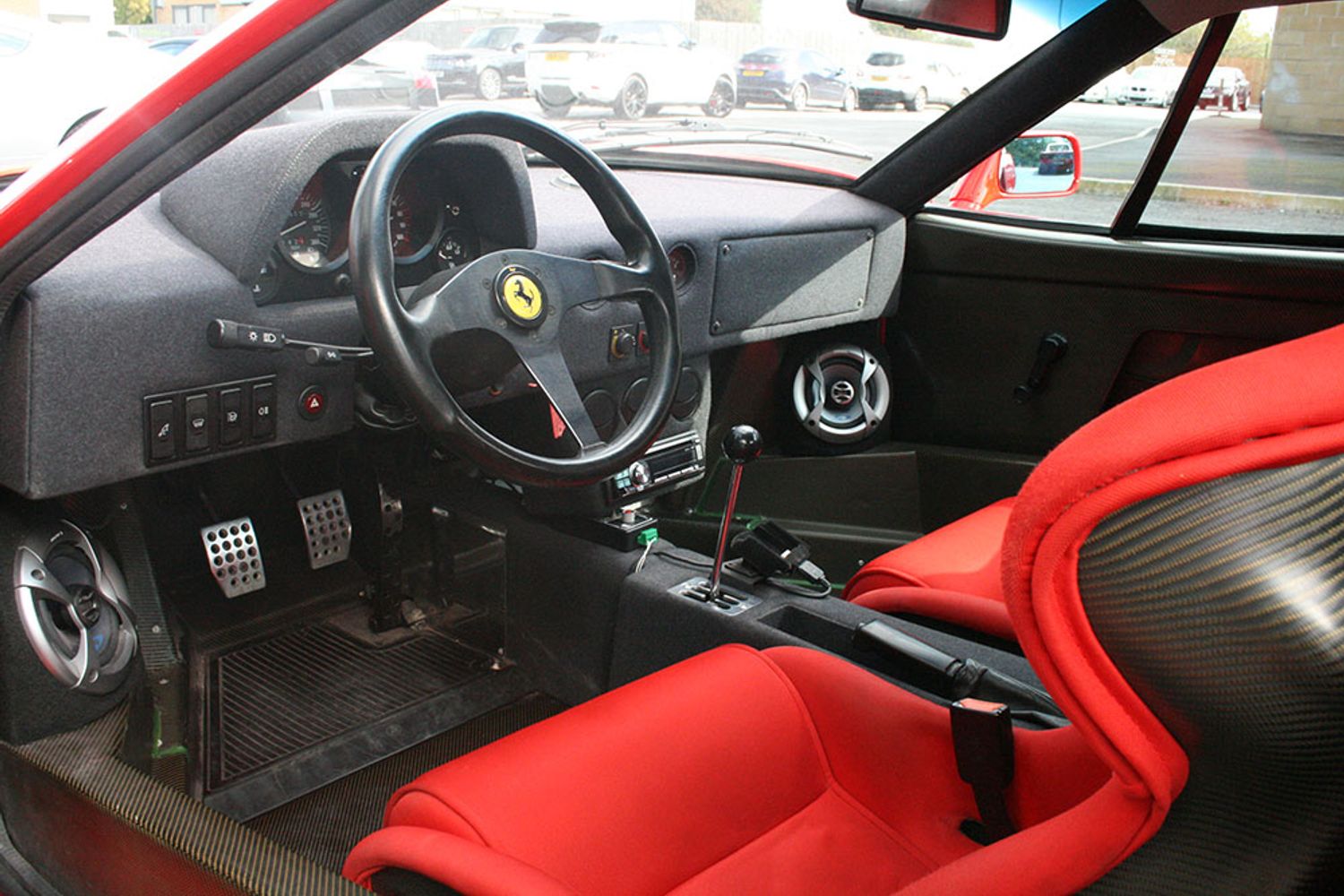 FERRARI F40 COUPE 2dr