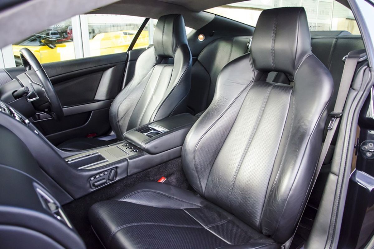 ASTON MARTIN DB9 COUPE V12 Touchtronic Auto