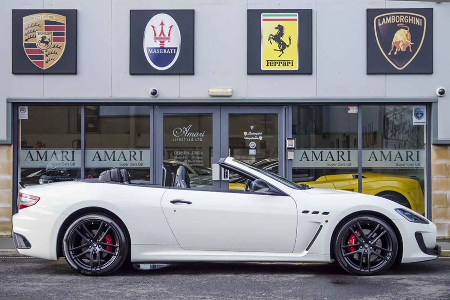 MASERATI GRANCABRIO CONVERTIBLE V8 MC MC Shift