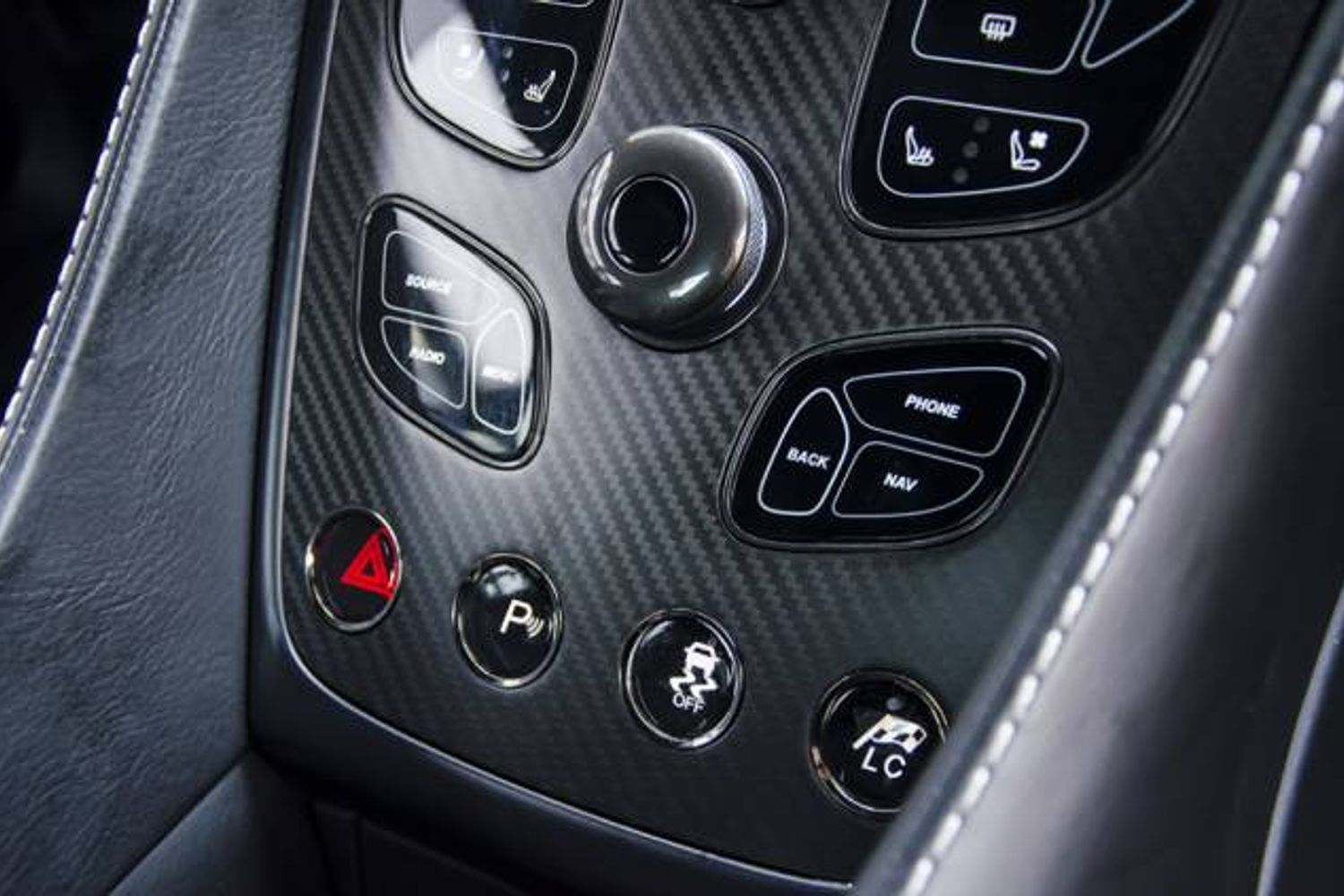ASTON MARTIN VANQUISH COUPE V12 2+2 Touchtronic Auto
