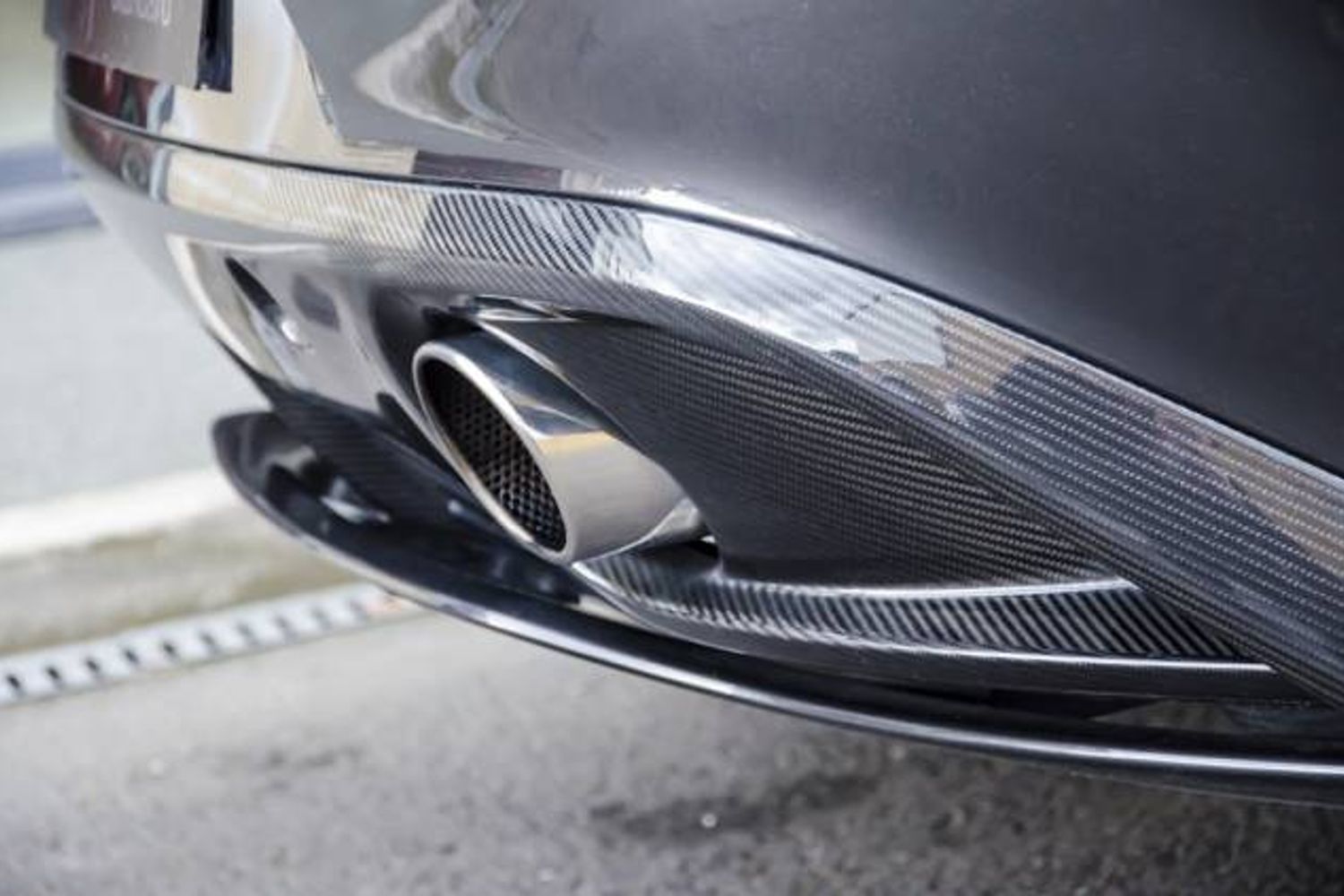 ASTON MARTIN VANQUISH COUPE V12 2+2 Touchtronic Auto
