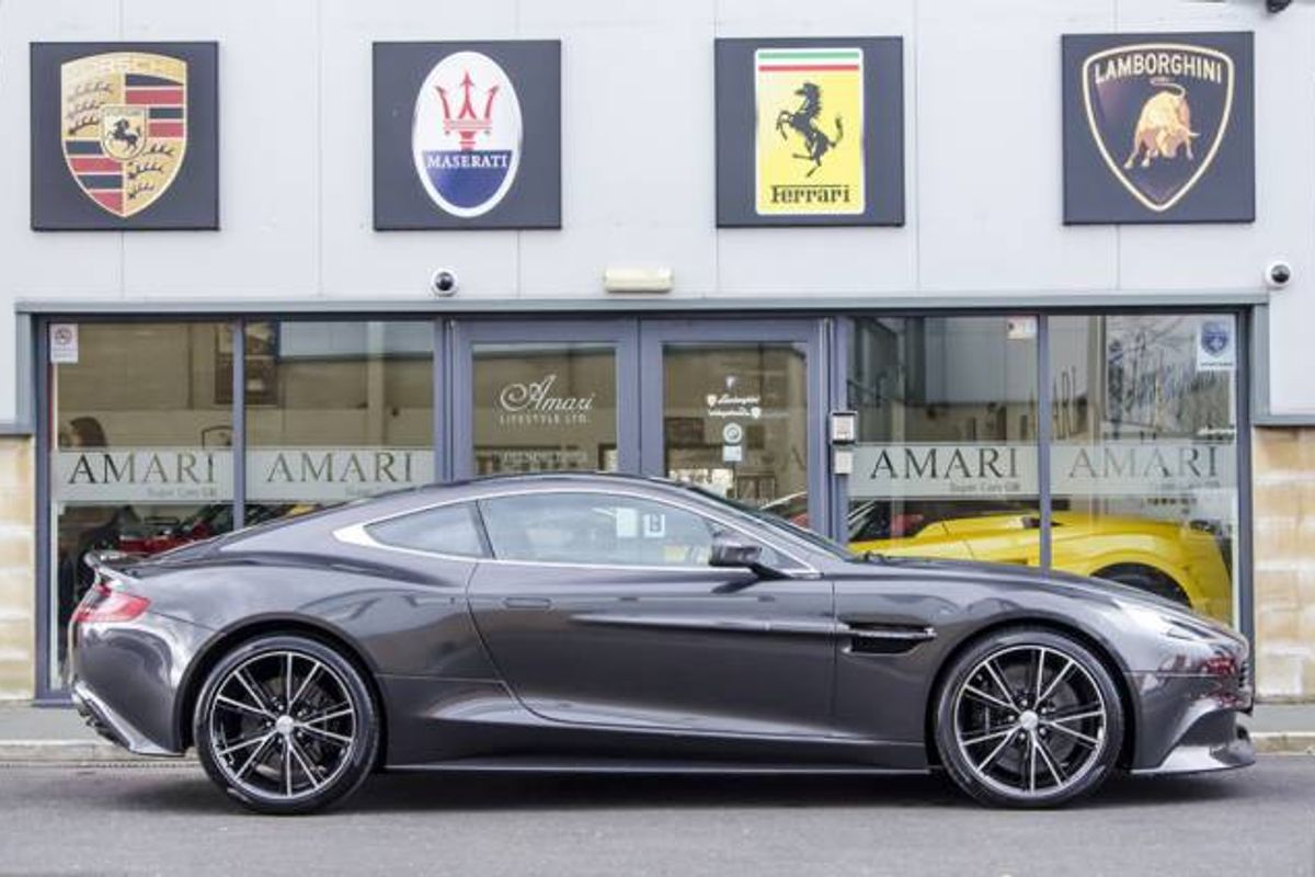 ASTON MARTIN VANQUISH COUPE V12 2+2 Touchtronic Auto