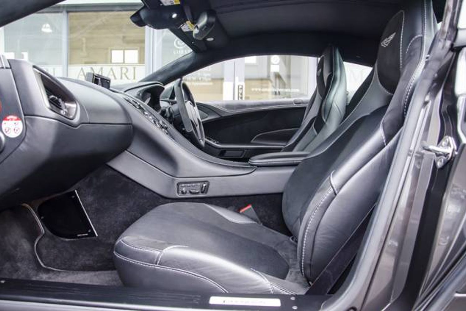 ASTON MARTIN VANQUISH COUPE V12 2+2 Touchtronic Auto