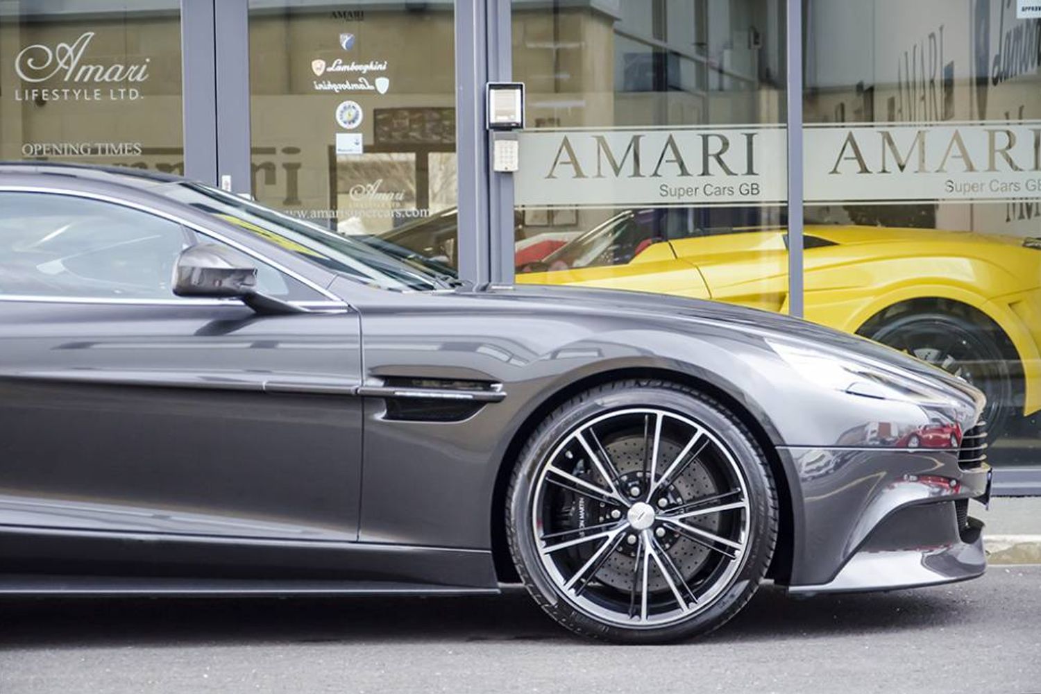 ASTON MARTIN VANQUISH COUPE V12 2+2 Touchtronic Auto