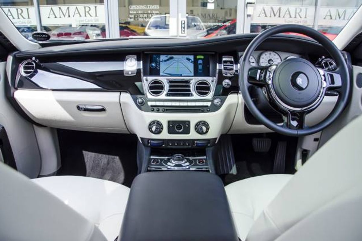 ROLLS-ROYCE GHOST SALOON 4dr Auto