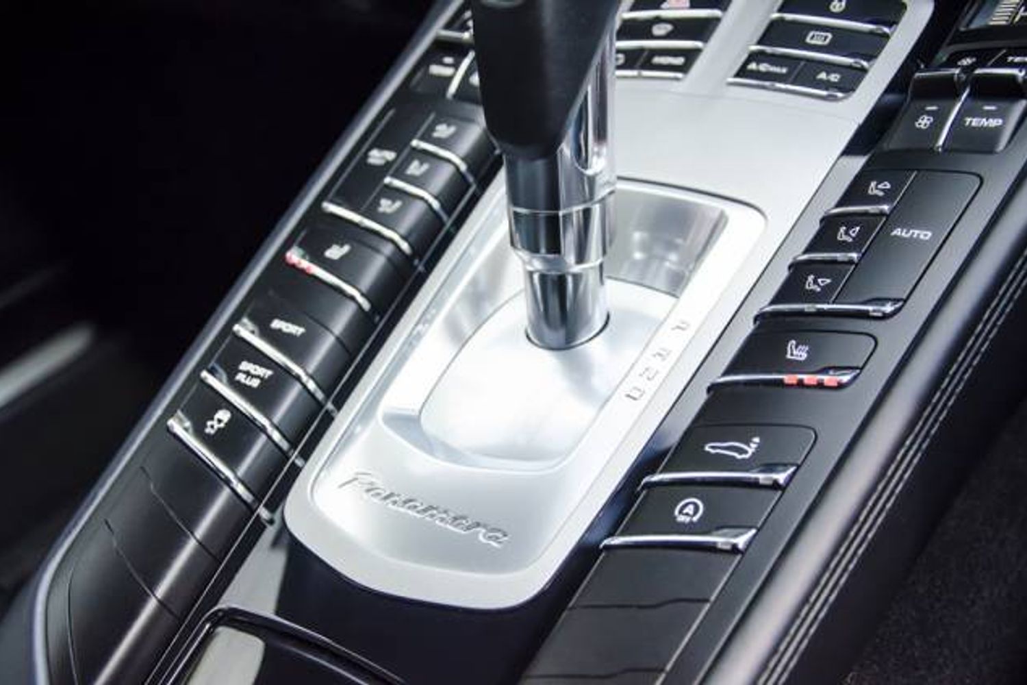 PORSCHE PANAMERA DIESEL SALOON 3.0 V6 Diesel Tiptronic S