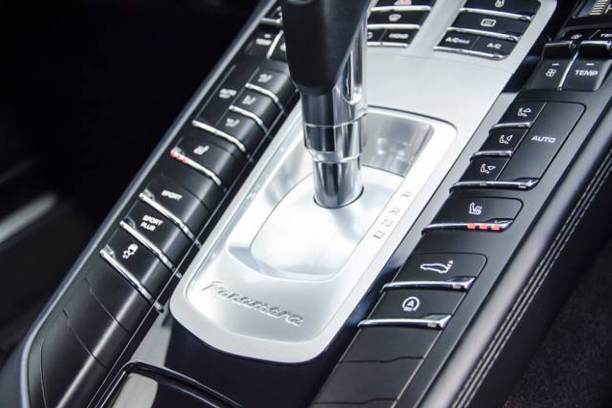 PORSCHE PANAMERA DIESEL SALOON 3.0 V6 Diesel Tiptronic S