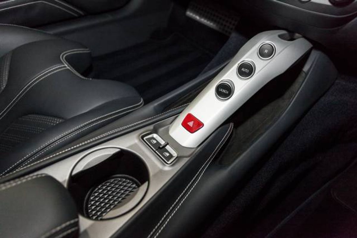 FERRARI F12 BERLINETTA COUPE 2dr Auto