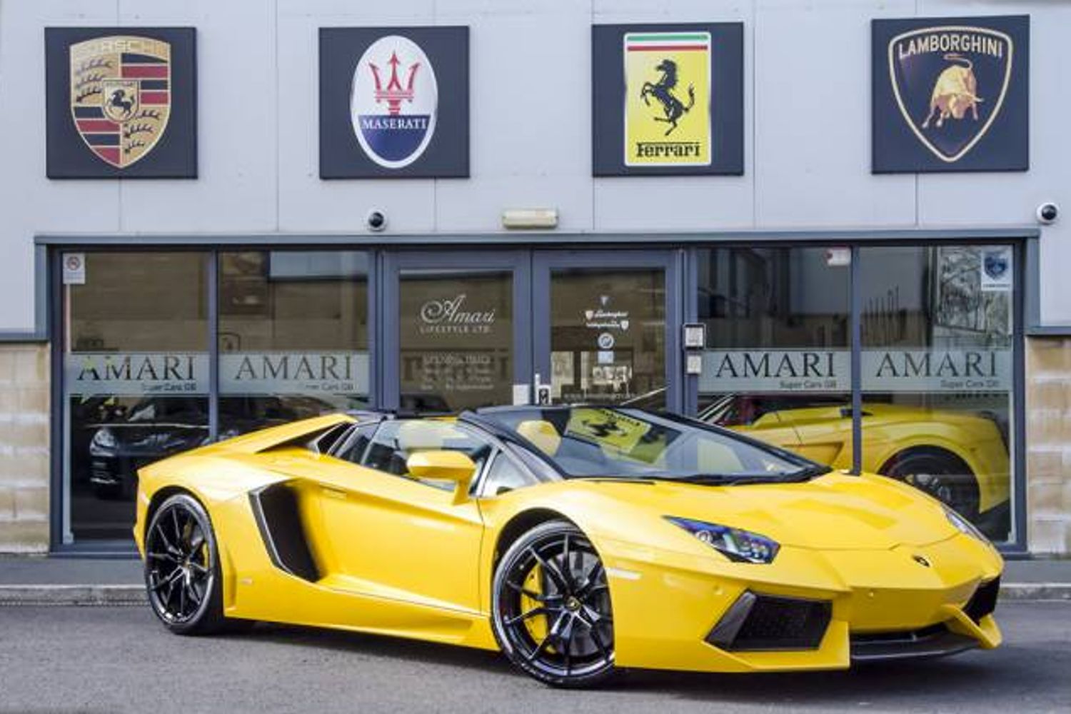 LAMBORGHINI AVENTADOR ROADSTER LP 700-4 ISR