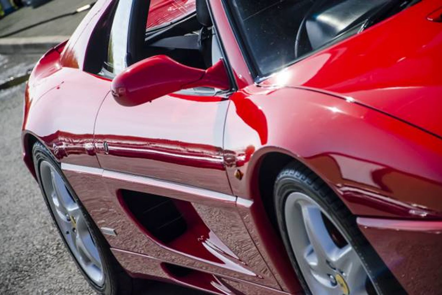 FERRARI F355 COUPE Berlinetta