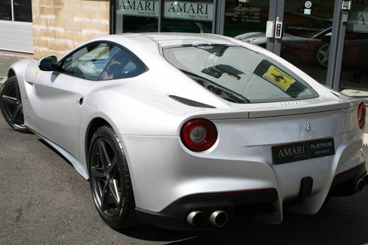 FERRARI F12 BERLINETTA COUPE 2dr Auto