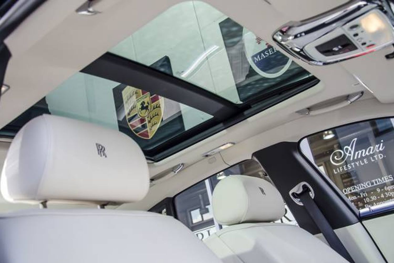 ROLLS-ROYCE GHOST SALOON 4dr Auto