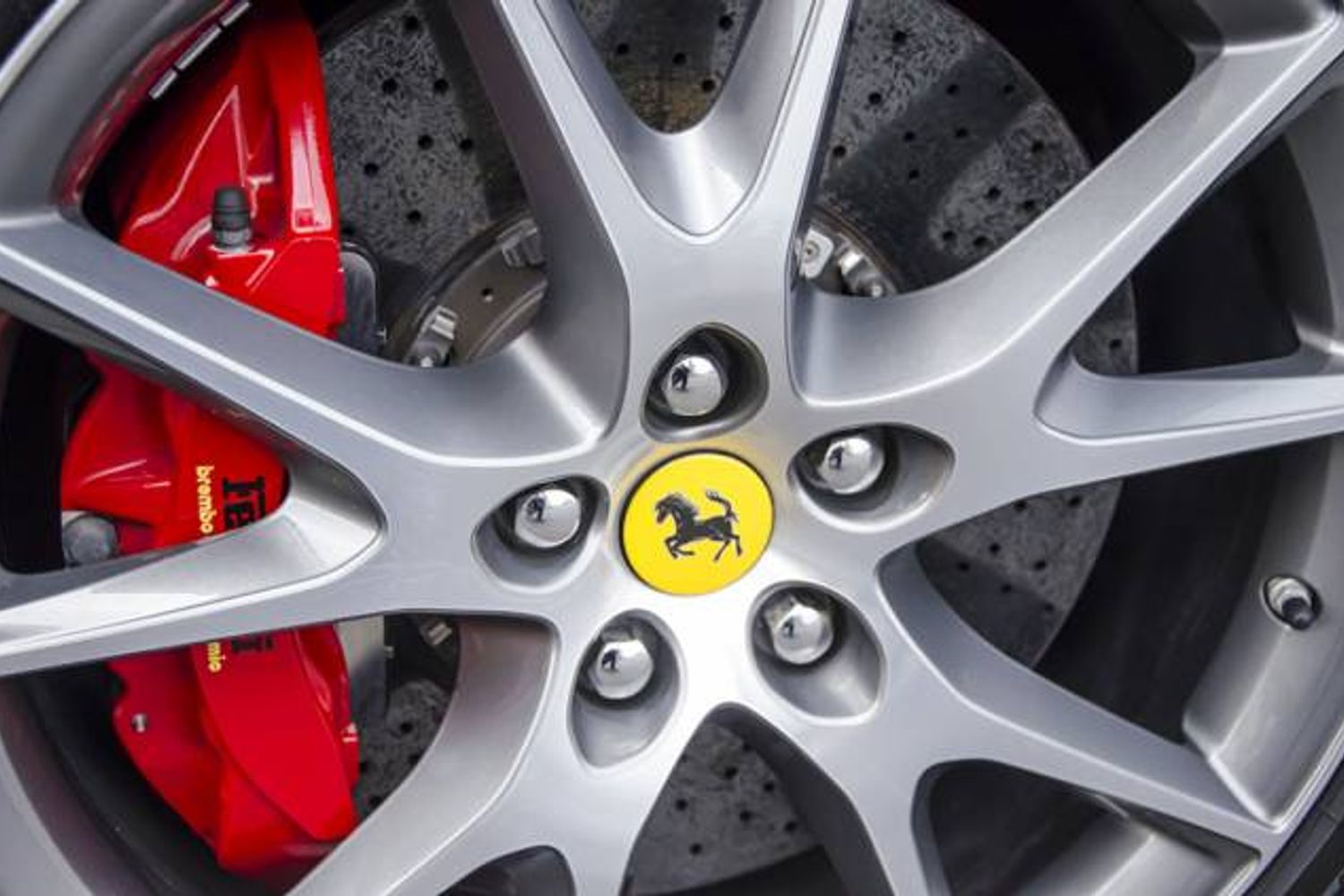 FERRARI CALIFORNIA CONVERTIBLE 2+ F1
