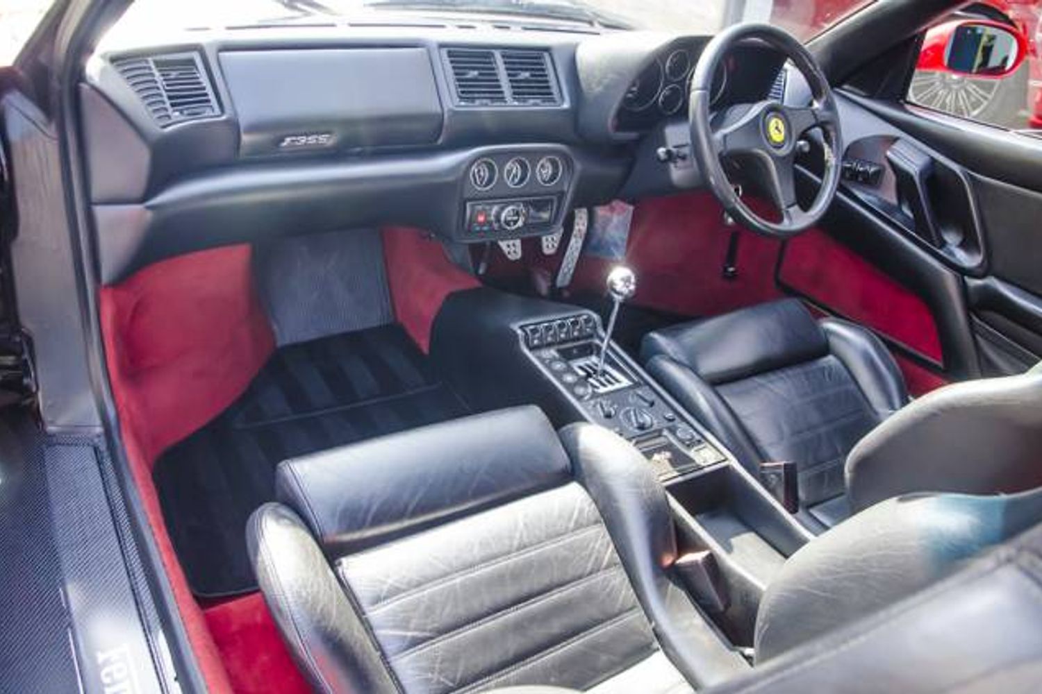 FERRARI F355 COUPE Berlinetta