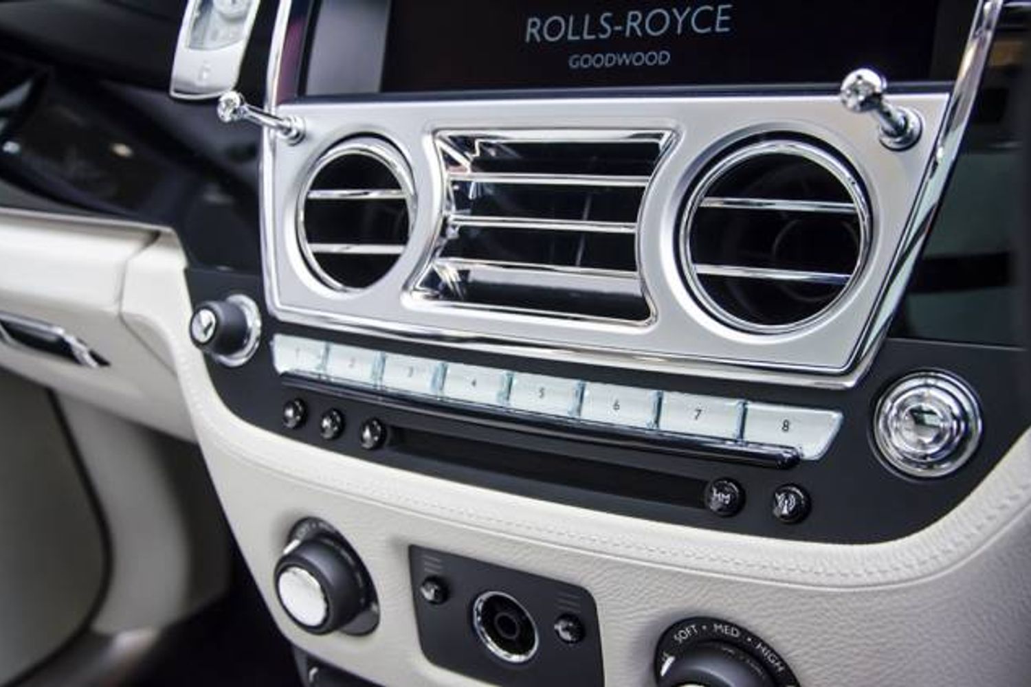 ROLLS-ROYCE GHOST SALOON 4dr Auto