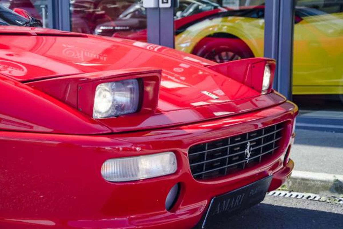 FERRARI F355 COUPE Berlinetta