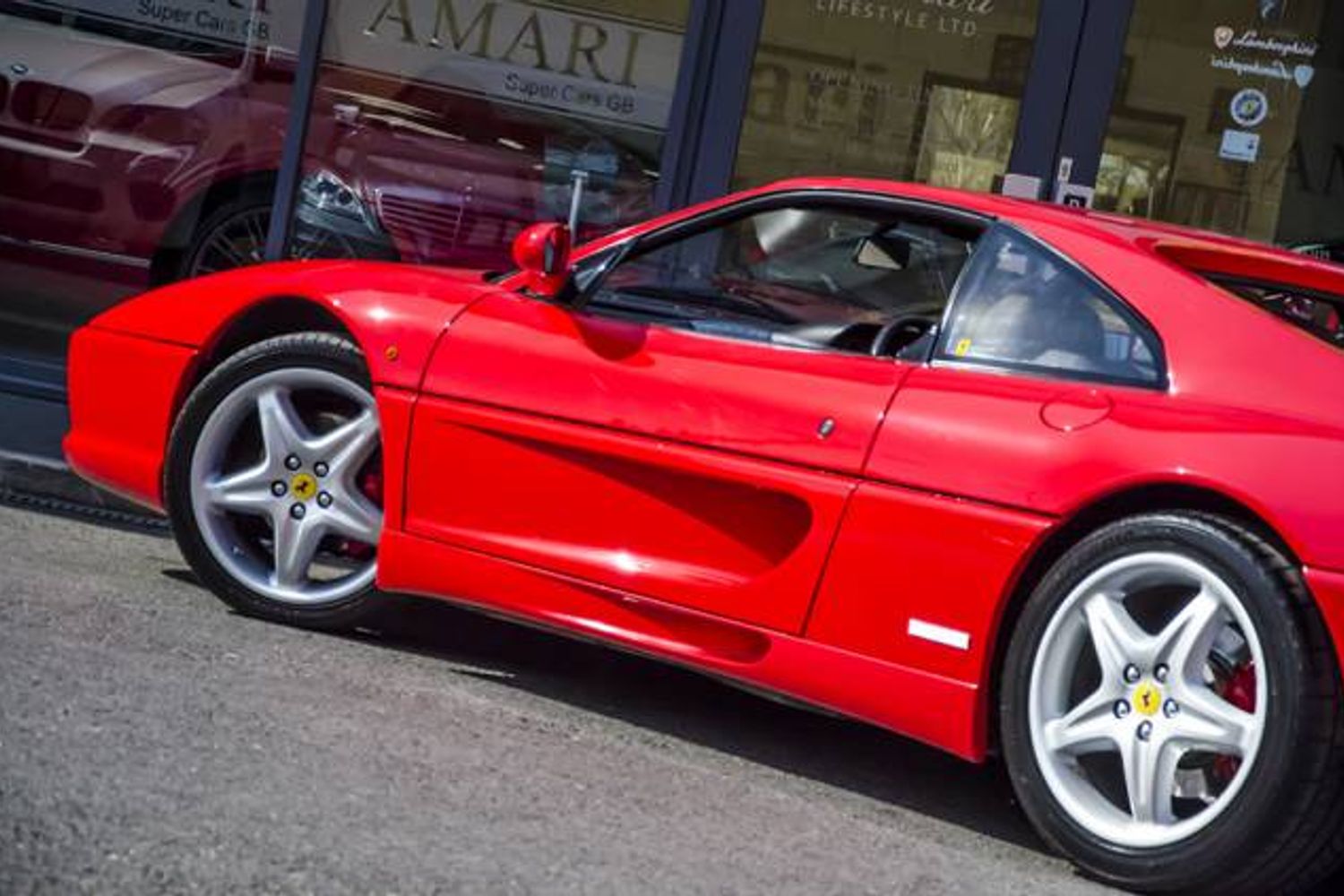 FERRARI F355 COUPE Berlinetta