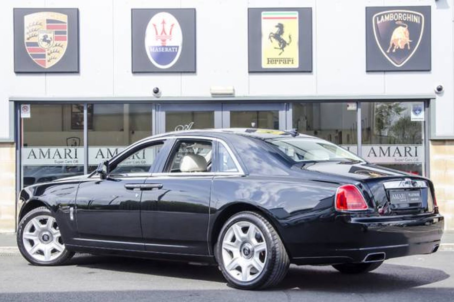 ROLLS-ROYCE GHOST SALOON 4dr Auto