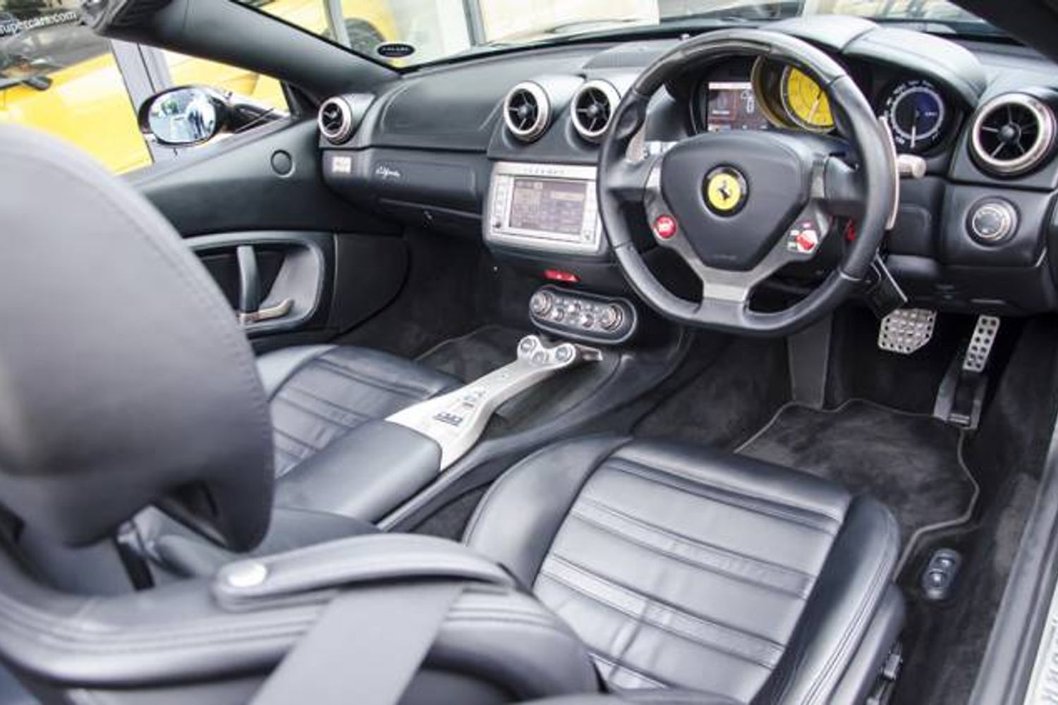 FERRARI CALIFORNIA CONVERTIBLE 2+ F1