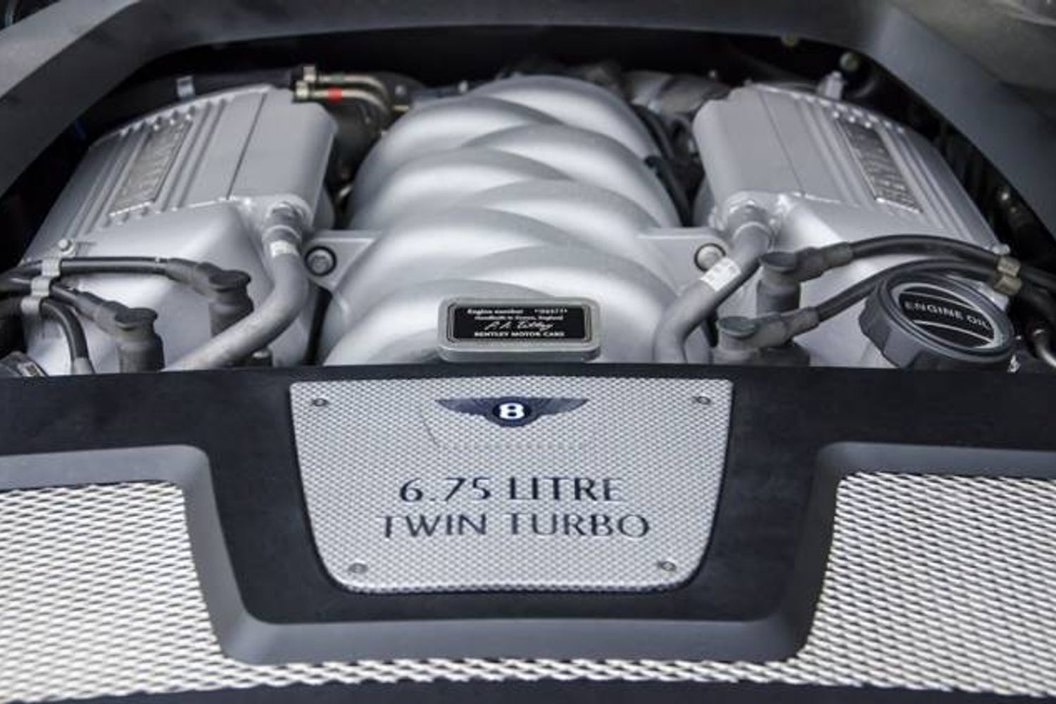 BENTLEY AZURE CONVERTIBLE 6.7 V8 Auto