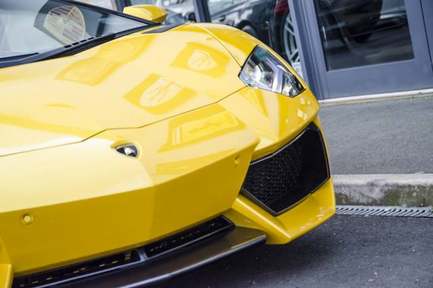 LAMBORGHINI AVENTADOR ROADSTER LP 700-4 ISR