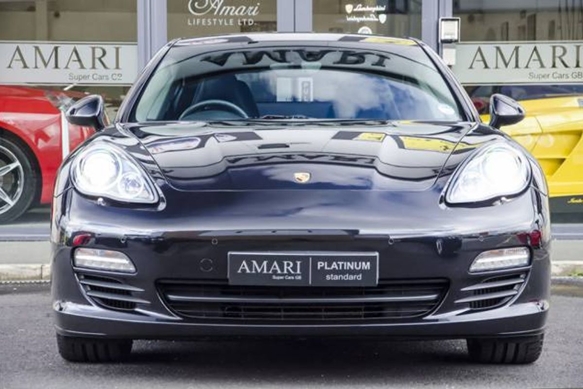 PORSCHE PANAMERA DIESEL SALOON 3.0 V6 Diesel Tiptronic S