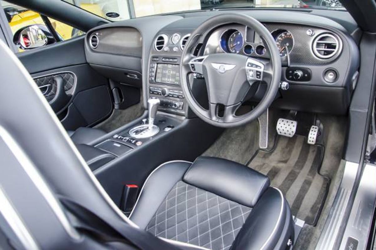 BENTLEY CONTINENTAL GTC CONVERTIBLE 6.0 W12 Supersports Auto