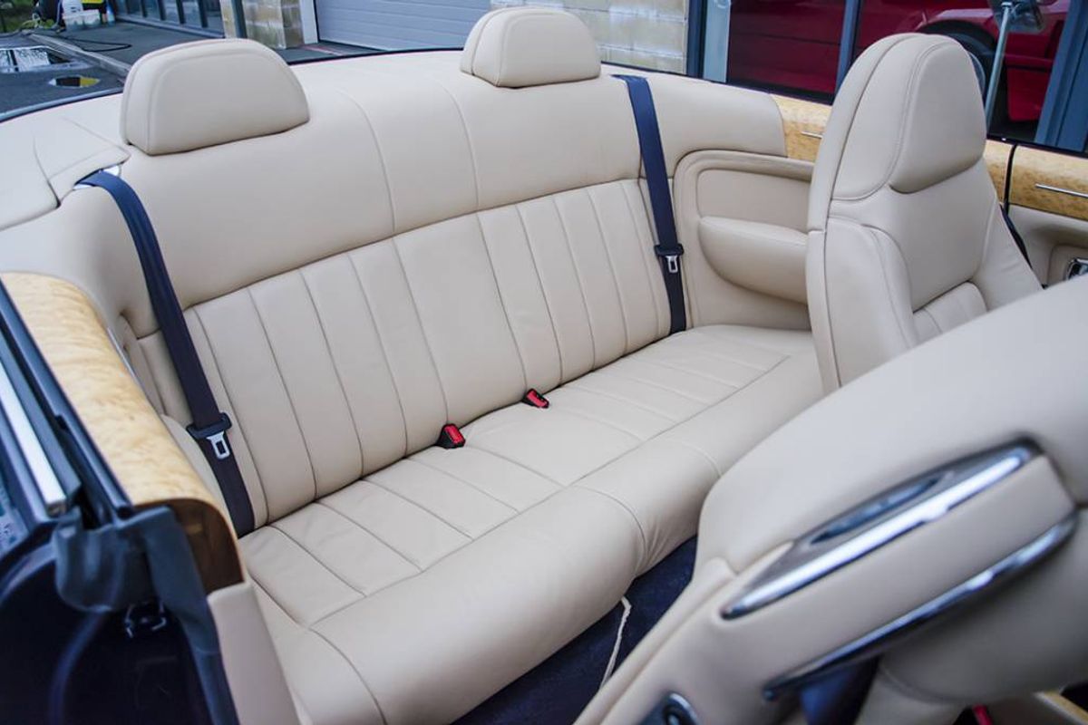 BENTLEY AZURE CONVERTIBLE 6.7 V8 Auto