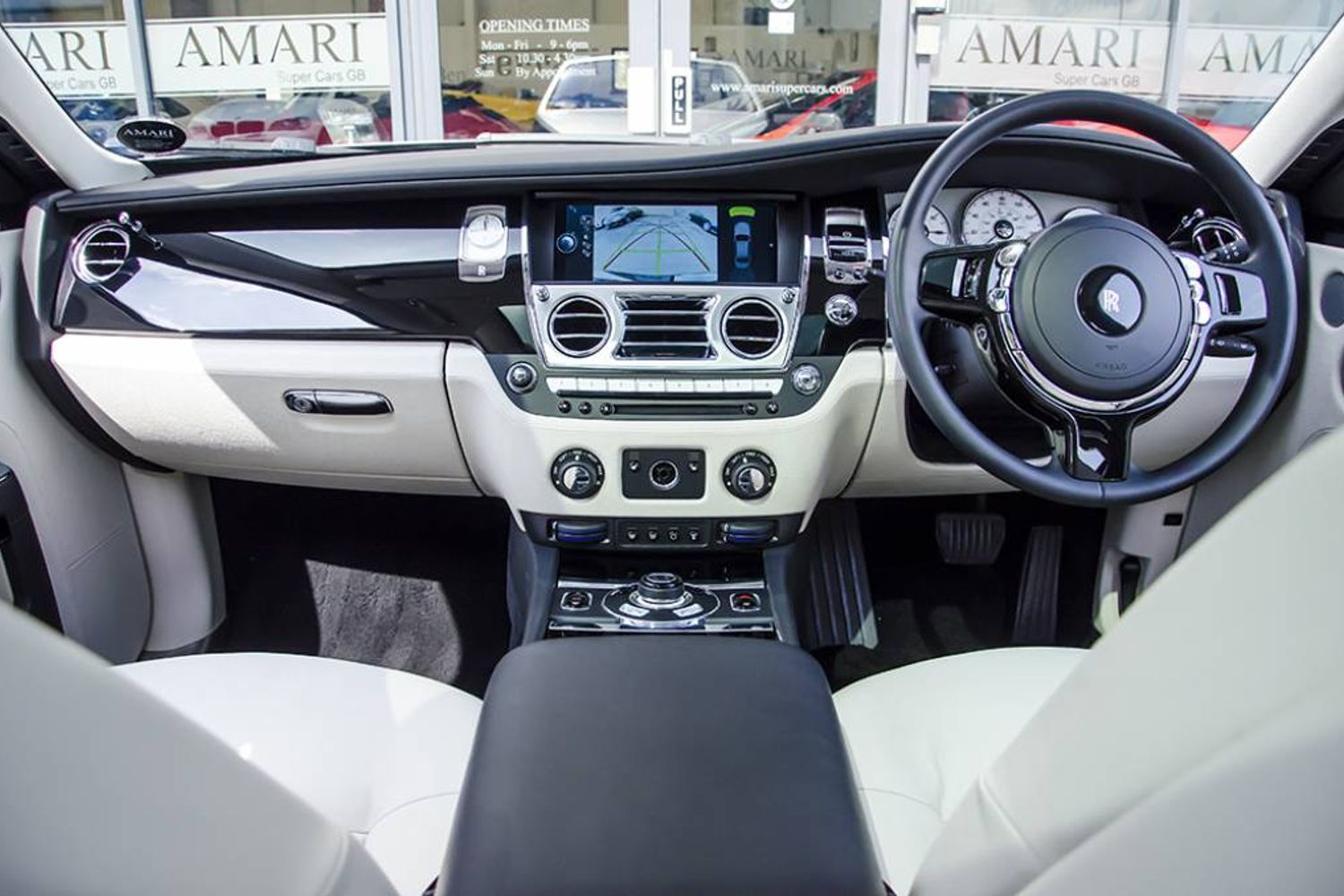 ROLLS-ROYCE GHOST SALOON 4dr Auto