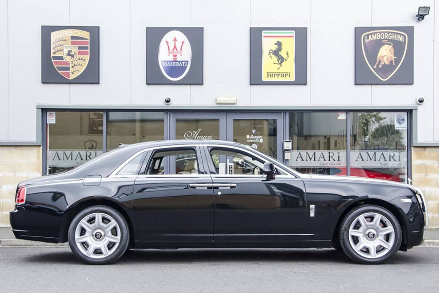 ROLLS-ROYCE GHOST SALOON 4dr Auto