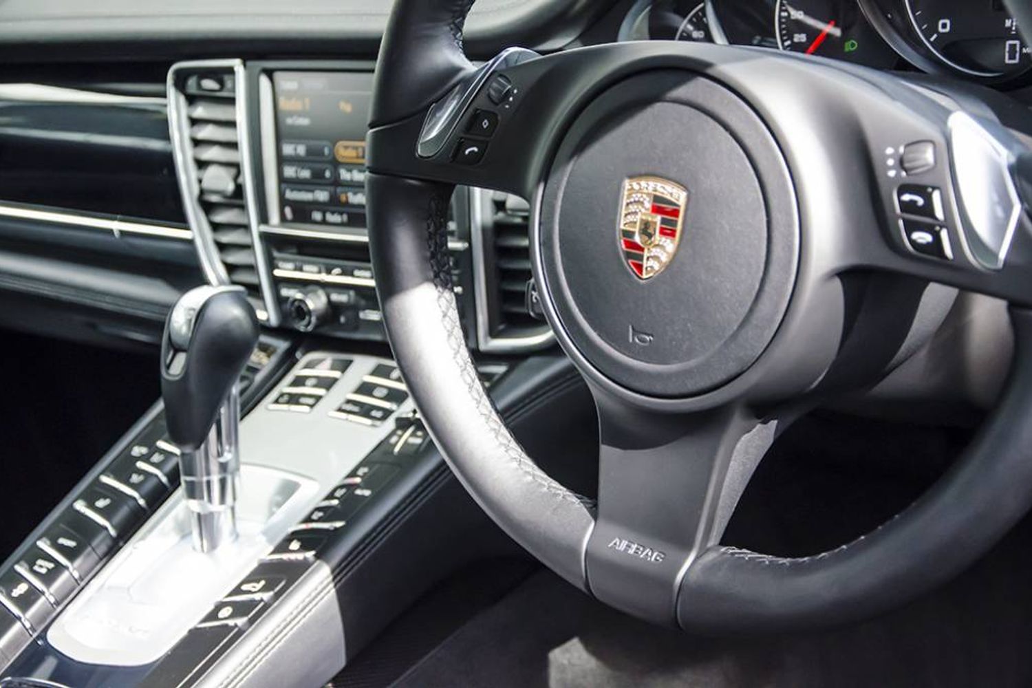 PORSCHE PANAMERA DIESEL SALOON 3.0 V6 Diesel Tiptronic S