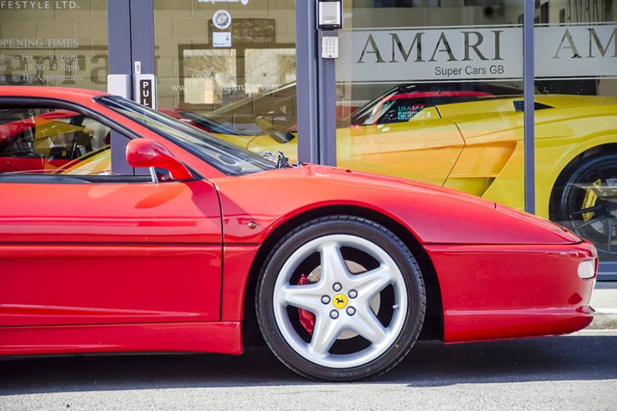 FERRARI F355 COUPE Berlinetta
