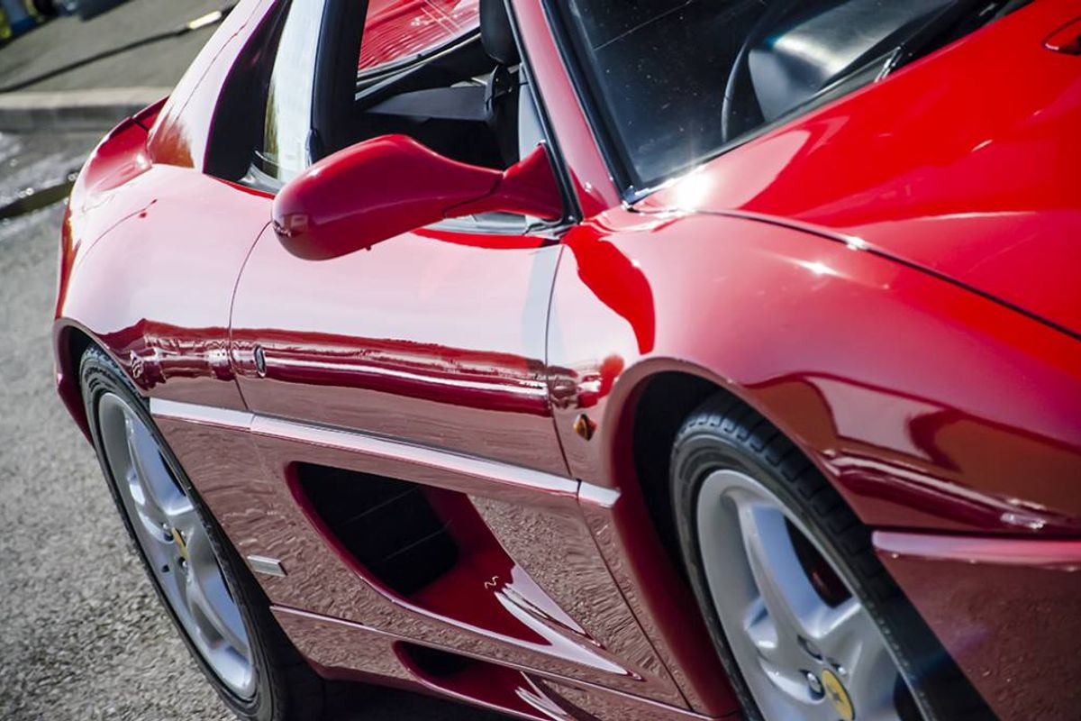 FERRARI F355 COUPE Berlinetta