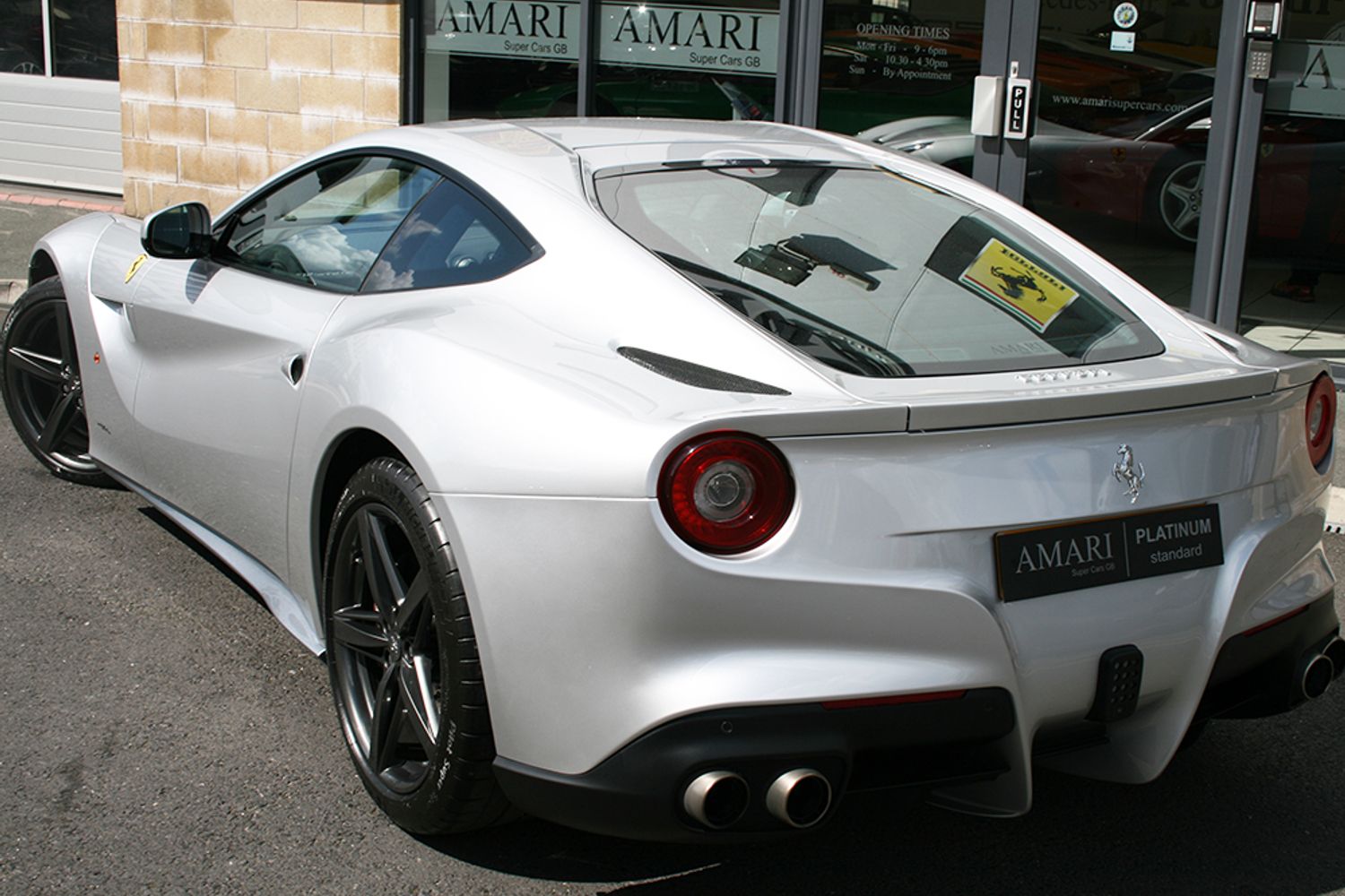 FERRARI F12 BERLINETTA COUPE 2dr Auto