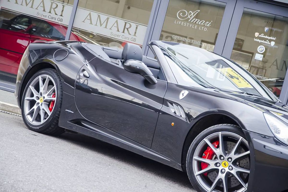 FERRARI CALIFORNIA CONVERTIBLE 2+ F1
