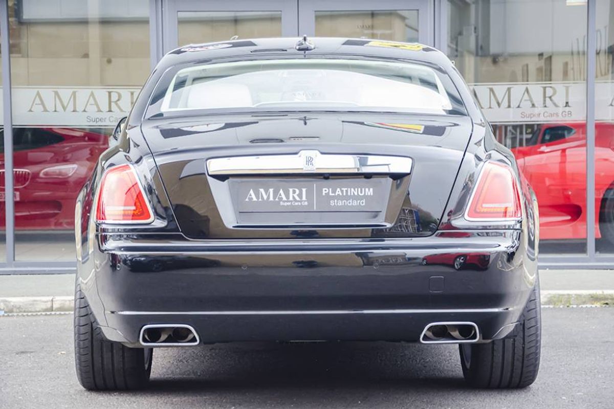 ROLLS-ROYCE GHOST SALOON 4dr Auto