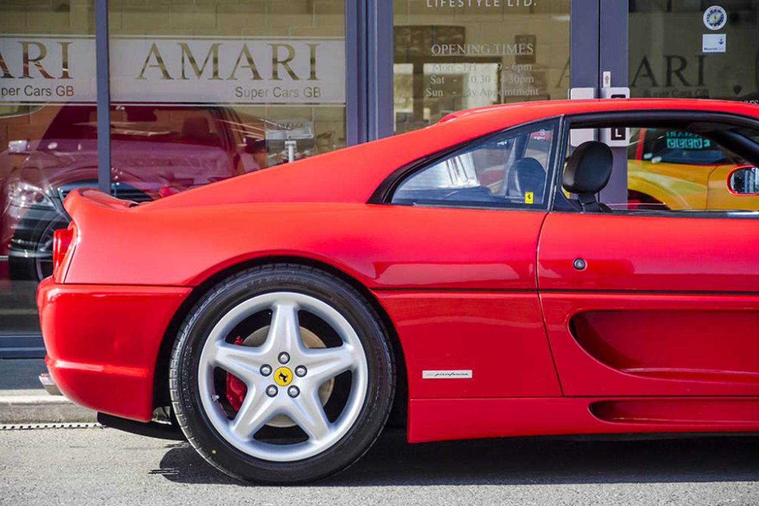 FERRARI F355 COUPE Berlinetta