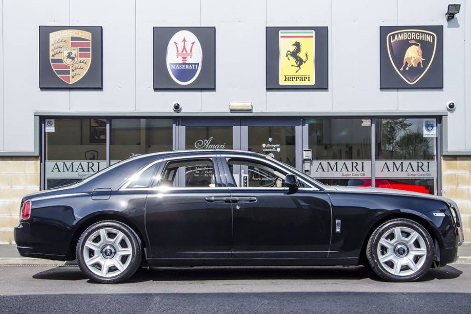 ROLLS-ROYCE GHOST SALOON 4dr Auto