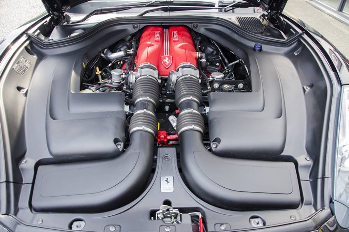 FERRARI CALIFORNIA CONVERTIBLE 2+ F1