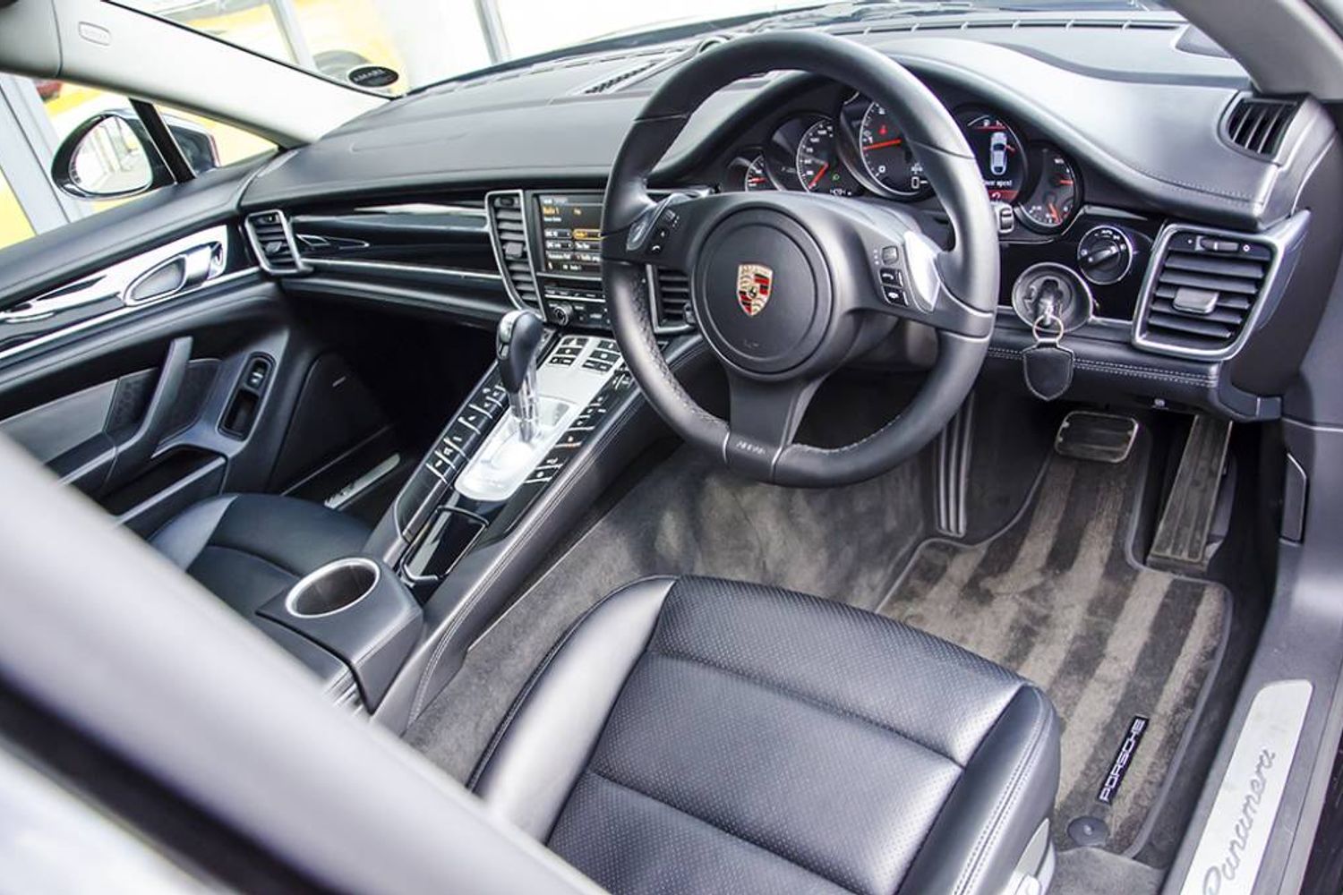 PORSCHE PANAMERA DIESEL SALOON 3.0 V6 Diesel Tiptronic S