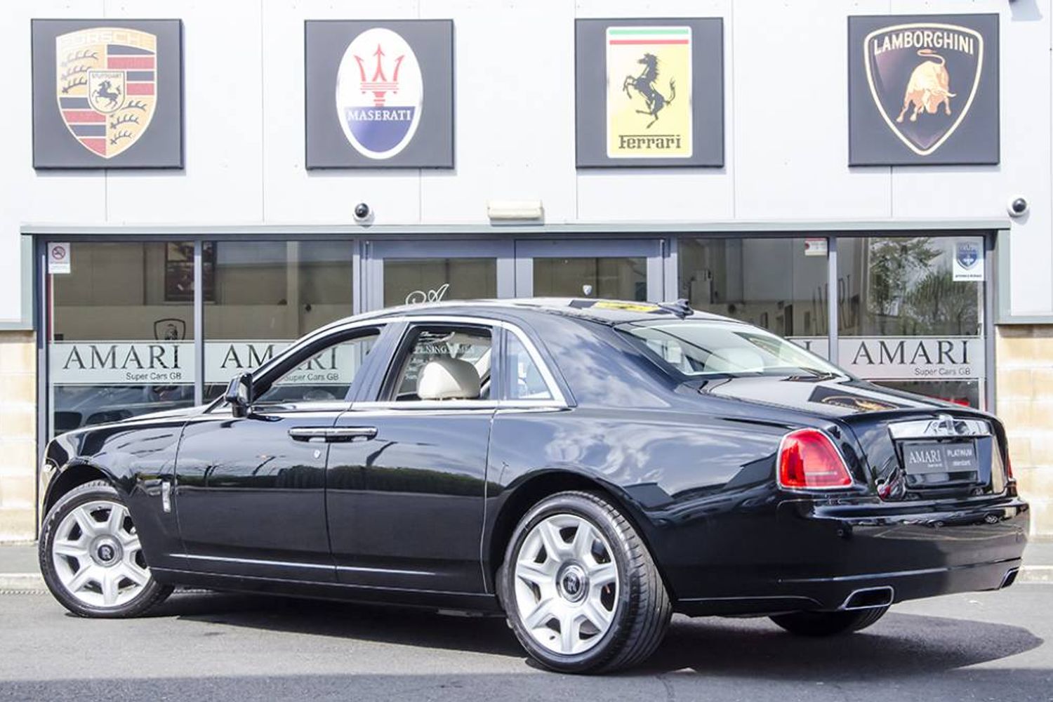 ROLLS-ROYCE GHOST SALOON 4dr Auto